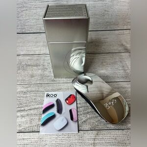 ikoo Home Detangle Brush Black Base Metallic Silver Oyster New In Box Pocket